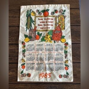Vintage 1985 Calendar Kitchen Linen Tea Towel Primitive Design Couple Fruit Veg